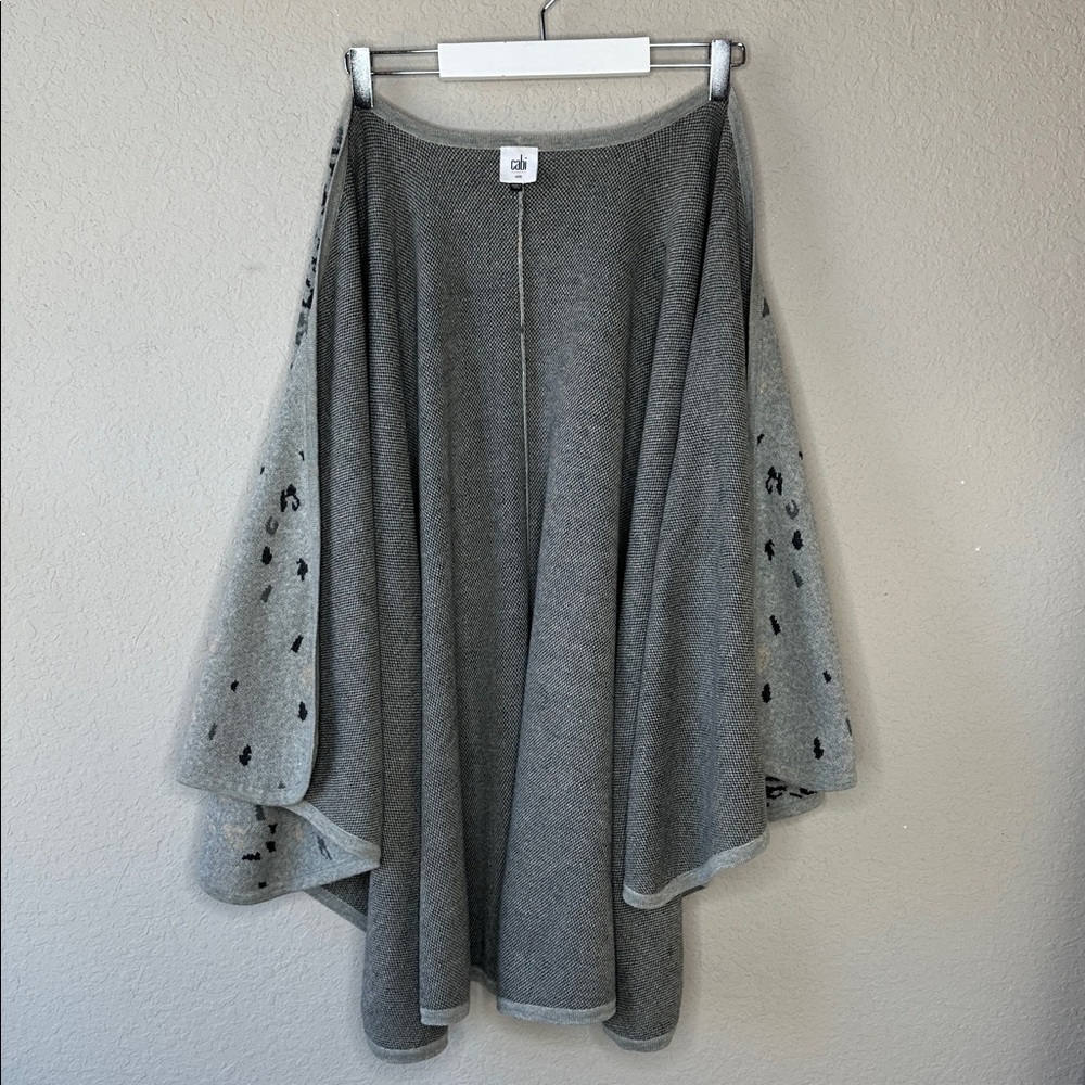 CAbi Women's Gigi Cardigan Sweater Cape Wrap OS Leopard‎ Print Boho Chic #3115 - Picture 4 of 9